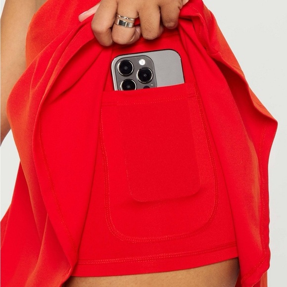 FABLETICS 🍒 Ultra Mini Skort - Picture 2 of 4